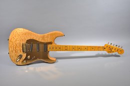 Schecter 1980 Stratocaster Quilt Maple Vintage Natural Schecter 1980 Stratocaster Quilt Maple Vintage Natural