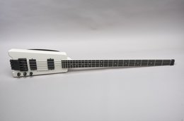 Steinberger 1988 XL2 #5633 Bass White Steinberger 1988 XL2 #5633 Bass White