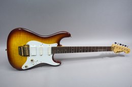 Moon P.G.M 1993 Super Strat Sunburst Moon P.G.M 1993 Super Strat Sunburst