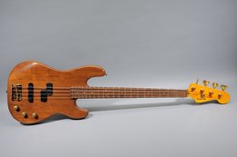 Schecter 1982 P-J Bass Walnut Natural Schecter 1982 P-J Bass Walnut Natural