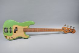 Schecter 1982 P-J Bass Seafoam Green w/Rosewood Neck Schecter 1982 P-J Bass Seafoam Green w/Rosewood Neck