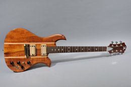 B.C. Rich 1984 Eagle de Luxe EX-Bruce Kulick B.C. Rich 1984 Eagle de Luxe EX-Bruce Kulick