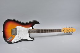 Fender 1994 Stratocaster XII 12 String 3 Tone Sunburst Fender 1994 Stratocaster XII 12 String 3 Tone Sunburst