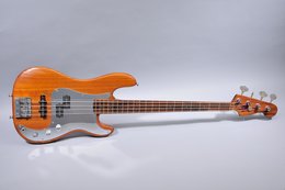 Schecter 1978 P-J Bass Shedua w/Pau Ferro Neck Schecter 1978 P-J Bass Shedua w/Pau Ferro Neck