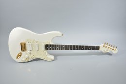 Fender 1995 Stratocaster Set-Neck Arctic White & Matching Headstock Fender 1995 Stratocaster Set-Neck Arctic White & Matching Headstock