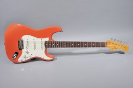 Fender 1983 Stratocaster '62 RI "Fullerton" Fiesta Red Fender 1983 Stratocaster '62 RI "Fullerton" Fiesta Red