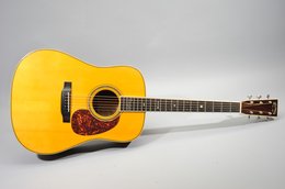 Martin 2001 HD-40 Mark Knopfler Signature #135 of 251 Martin 2001 HD-40 Mark Knopfler Signature #135 of 251