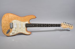 Fender 1996 Stratocaster Set-Neck Quilt Top Natural Fender 1996 Stratocaster Set-Neck Quilt Top Natural