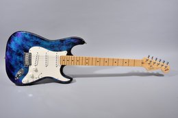 Fender 1994 Stratocaster 40th Anniversary Aluminum Blue w/All Maple Neck Fender 1994 Stratocaster 40th Anniversary Aluminum Blue w/All Maple Neck