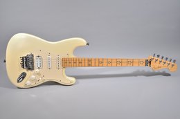 Fender 1993 Stratocaster Richie Sambora Signature Olympic White Fender 1993 Stratocaster Richie Sambora Signature Olympic White