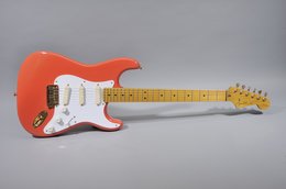 Fender 1988 Stratocaster Hank Marvin Signature Premature Fiesta Red Fender 1988 Stratocaster Hank Marvin Signature Premature Fiesta Red